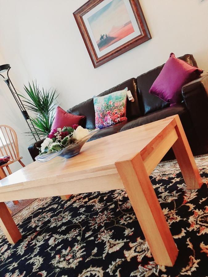 Carrick on Shannon Main Street Apartment المظهر الخارجي الصورة